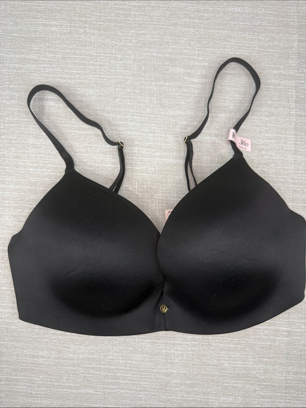 Victoria's Secret Smooth Black T-Shirt Push Up Bra Size 36D NWT